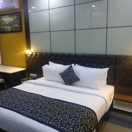 Hotel Kk Residency Nágpur Kültér fotó